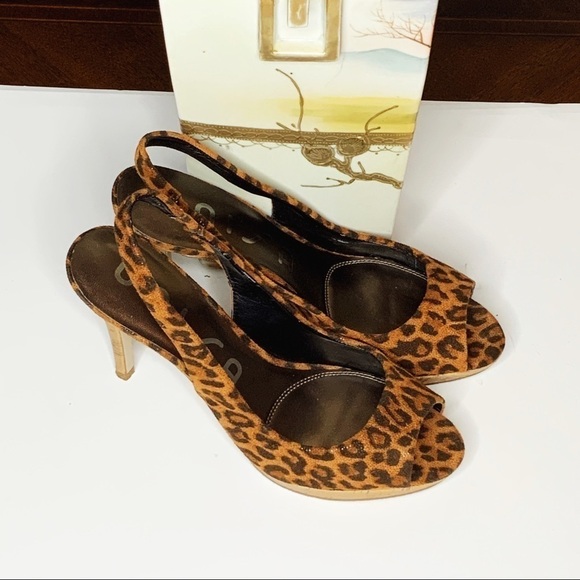 UNISA leopard sling back stilettos size 8 - Picture 3 of 7